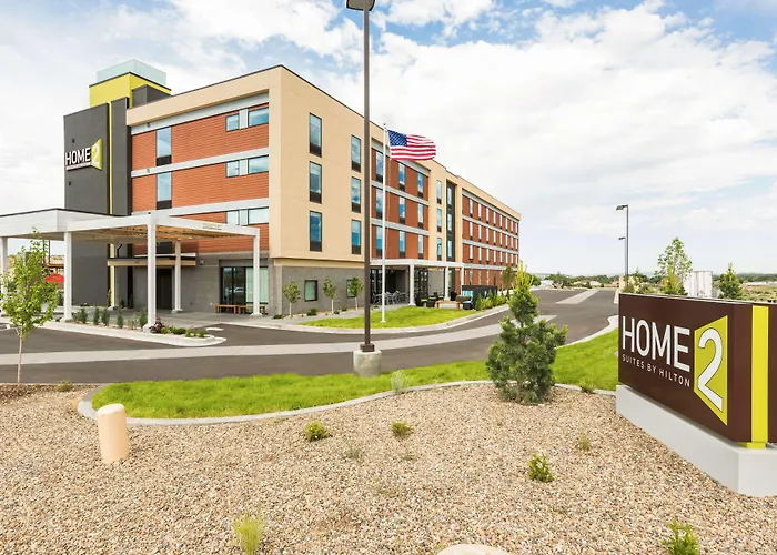 Home2 Suites by Hilton Farmington / Bloomfield