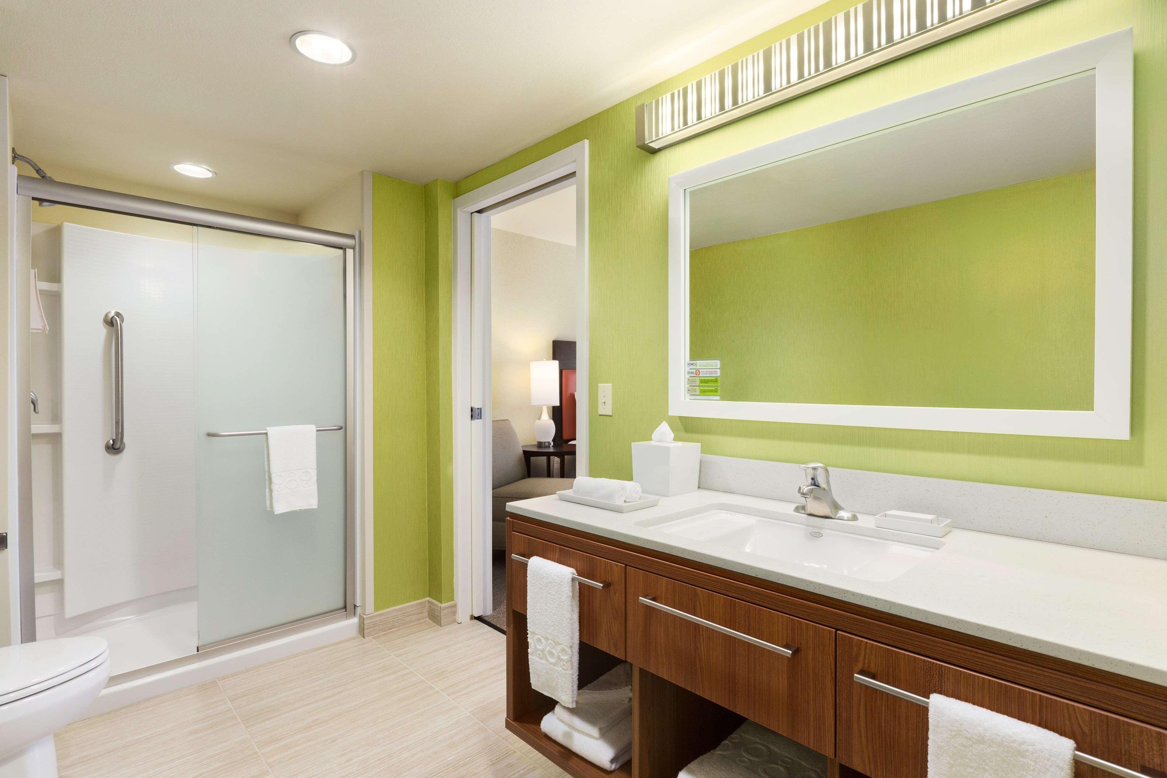 Home2 By Hilton Farmington/bloomfield Farmington